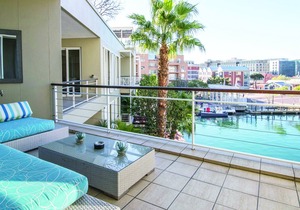 Three Bedroom Apartment - fully furnished and equipped