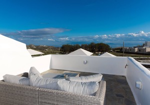 TIFFANYS VILLAS -PRIVATE Luxury Villa & Pool with Sea Views
