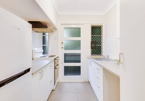 Tondio Terrace Flat 2- Budget and family friendly accommodation Rainbow Bay Coolangatta