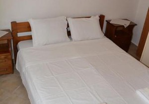Traditional summer house in Marmari