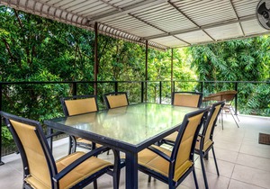 Tranquility Chill at Palm Cove - The ideal family accommodation.