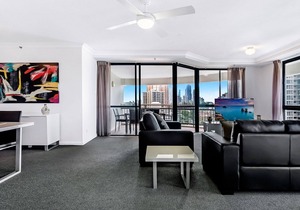 Victoria Square 2 Bed Ocean View Broadbeach