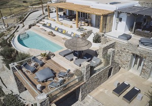 Villa Barbarossa - Elegant Beachfront Retreat with Heated Pool & Outdoor Gym