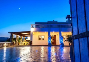 Villa Dionysus