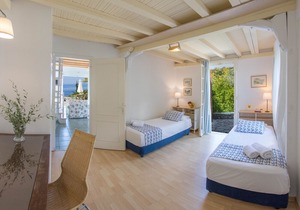 Villa Olea - Nice Villa With Large Verandah And Swimming Pool