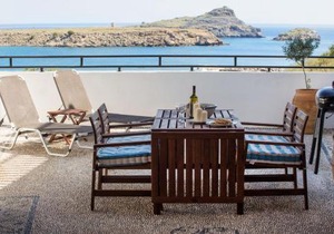 Villa Thalassa 2 Cozy Greek Comfort Private Shaded Courtyard Outdoor Dining & Bbq Steps From Lindos