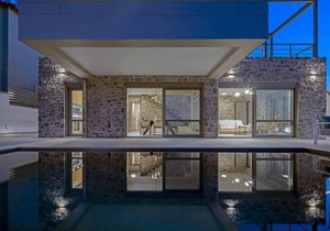 Villa Theologos