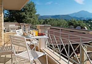 Villa Zeus Apts- Unique Surrounding