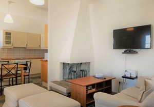Vitali Beach House for 6