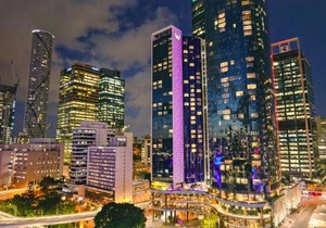 W Brisbane