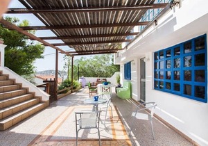 Wavedance Accommodation (Aris)