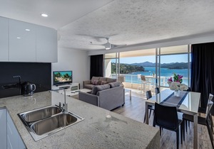 Whitsunday Apartment West 1002