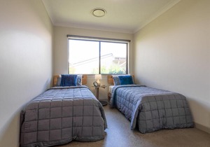 Wilson Ave Unit 2, 13 Wilson Ave