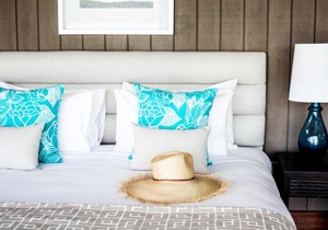 Yacht Club Villas