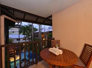 Style | Port Douglas