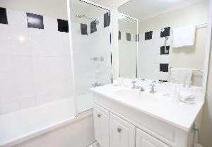 Cairns Beach Resort | Holloways Beach