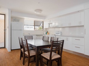 Levuka Moreton Pde Beach | Kings Beach