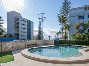 Levuka Moreton Pde Beach | Kings Beach