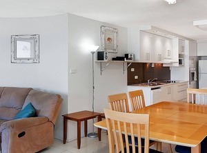 Monterey Lodge Warne Terrace Beach | Caloundra