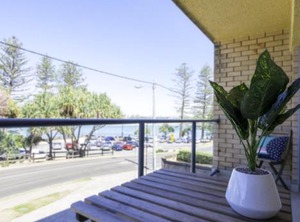 Moondara Bulcock Beach Esplanade | Caloundra