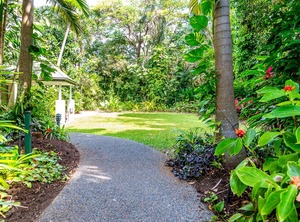 Palm Cove Accommodation | Palm Cove