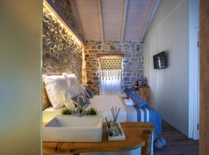 Paxos Fairytales | Gaios