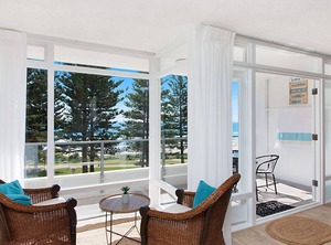 Rainbow Pacific | Coolangatta