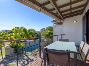 Surf Storey Shared Beach Shop | Rainbow Beach
