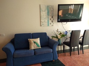 The Queenslander Motel | Palm Beach