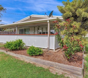 Indigo Avenue Rainbow Beach 