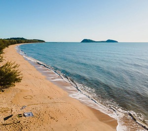 Palm Cove Clifton Beach 