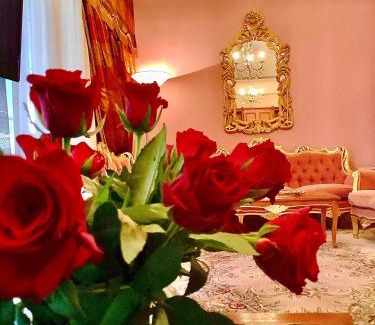 Neapoli Apartment | 100 m2 Apartment in the center of Athens