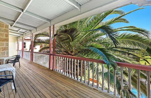 Warwick Bed & Breakfast | 100 m² Bed and breakfast ∙ 10 guests