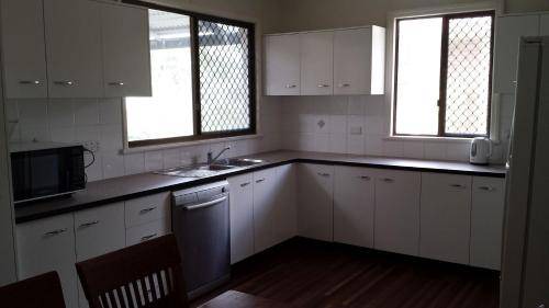 Point Vernon House | 100 m² House ∙ 3 bedrooms ∙ 8 guests