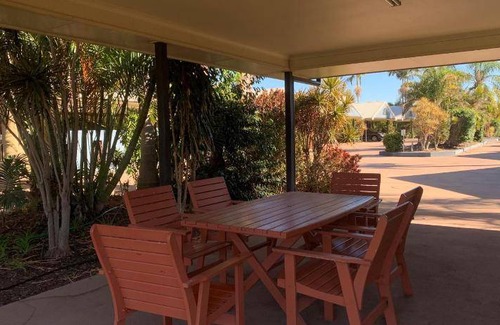 Biloela Hotel | 100 m² Motel ∙ 3 guests