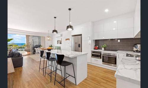 Sunrise Beach Apartment | 100 m² Serviced apartment ∙ 3 bedrooms ∙ 8 guests