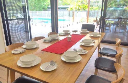 Deception Bay House | 1000 m² House ∙ 4 bedrooms ∙ 8 guests
