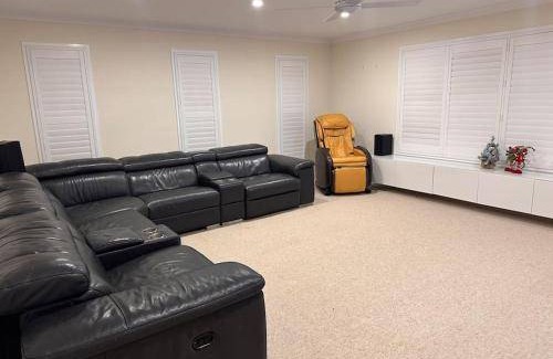 Deception Bay House | 1000 m² House ∙ 4 bedrooms ∙ 8 guests