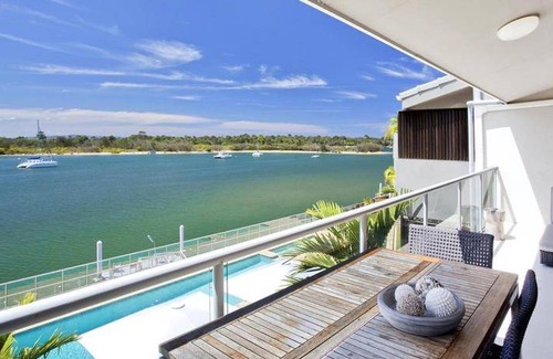 Noosa Heads Apartment | 105 m² Serviced apartment ∙ 3 bedrooms ∙ 127 guests