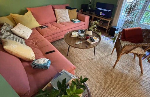 Ampelokipoi Resort | 110 m² Private room ∙ 1 bedroom ∙ 3 guests