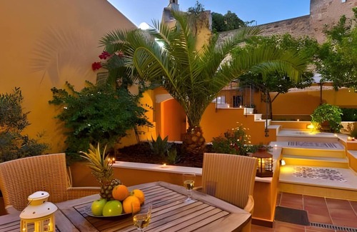 Old Town Resort | 110 m² Resort ∙ 3 bedrooms ∙ 6 guests