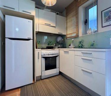 Rafina-Pikermi Apartment | 120 m² Apartment ∙ 2 bedrooms ∙ 8 guests