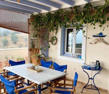 Agii Anargiri House | 120 m² House ∙ 3 bedrooms ∙ 7 guests