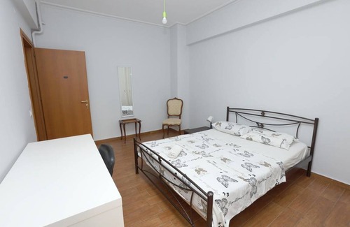 Athens City Centre Resort | 120 m² Private room ∙ 1 bedroom ∙ 1 guest