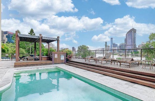 South Brisbane Apartment | 120 m² Serviced apartment ∙ 3 bedrooms ∙ 10 guests