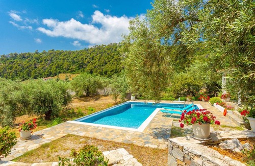 Votsi Villa | 120 m² Villa ∙ 1 bedroom ∙ 3 guests