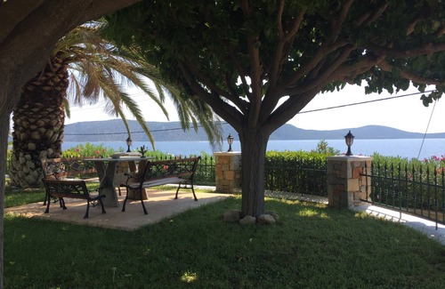 Nimfea Villa | 120 m² Villa ∙ 3 bedrooms ∙ 6 guests