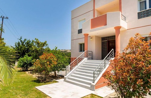 Sipiada Villa | 120 m² Villa ∙ 4 bedrooms ∙ 9 guests
