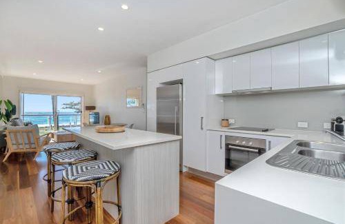 Burleigh Heads Apartment | 124 m² Serviced apartment ∙ 3 bedrooms ∙ 6 guests