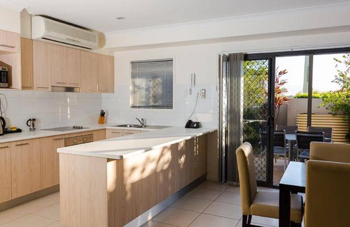 Gladstone Apartment | 130 m² Serviced apartment ∙ 3 bedrooms ∙ 6 guests